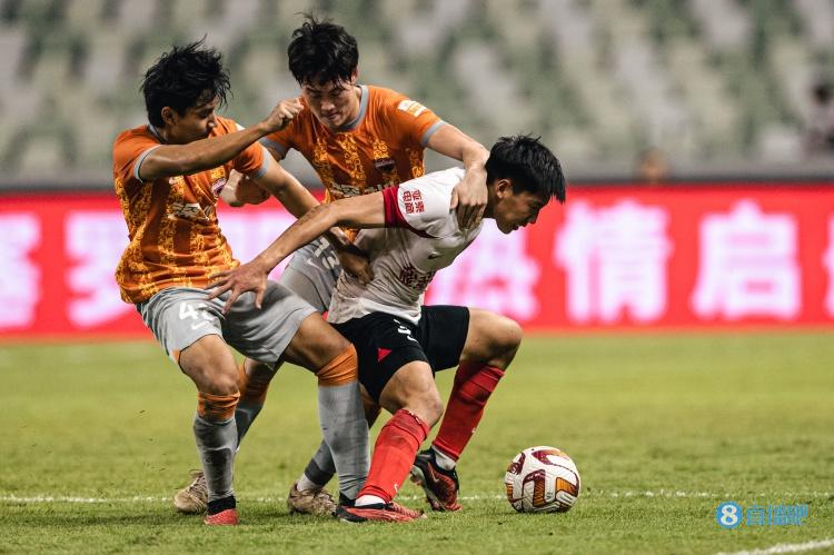 北青报:扬科维奇与徐浩峰互相很熟悉,两人合作不存在障碍