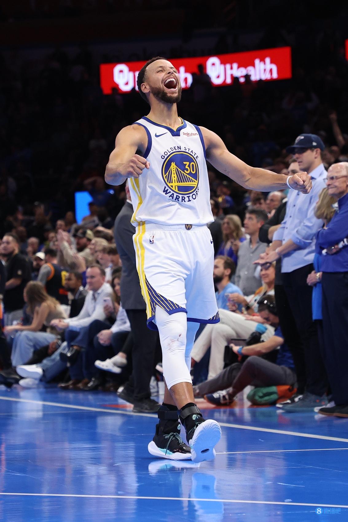                     </p>
                </div>
                <div class=