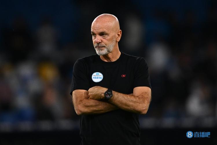 皮奥利执教AC米兰220场,与萨基并列球队历史执教场次排行榜第5