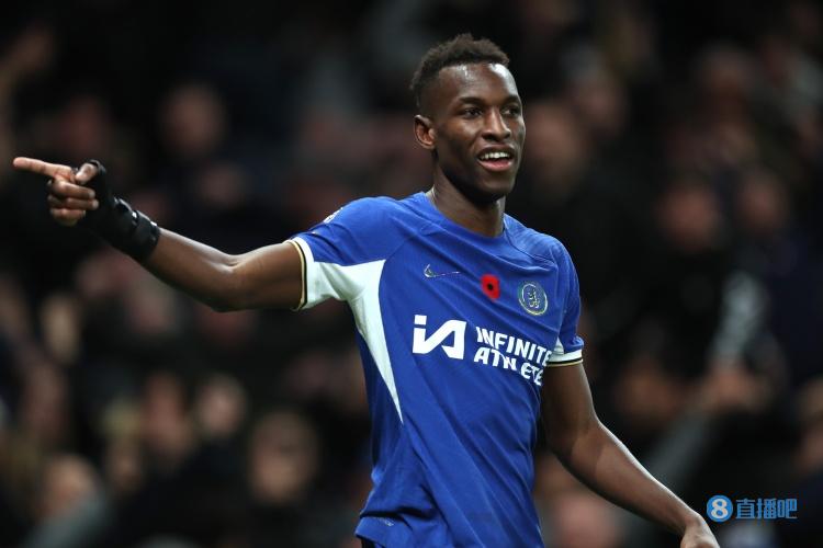 波切蒂诺:杰克逊可能会首发,他为什么不能为我们打进致胜一球呢