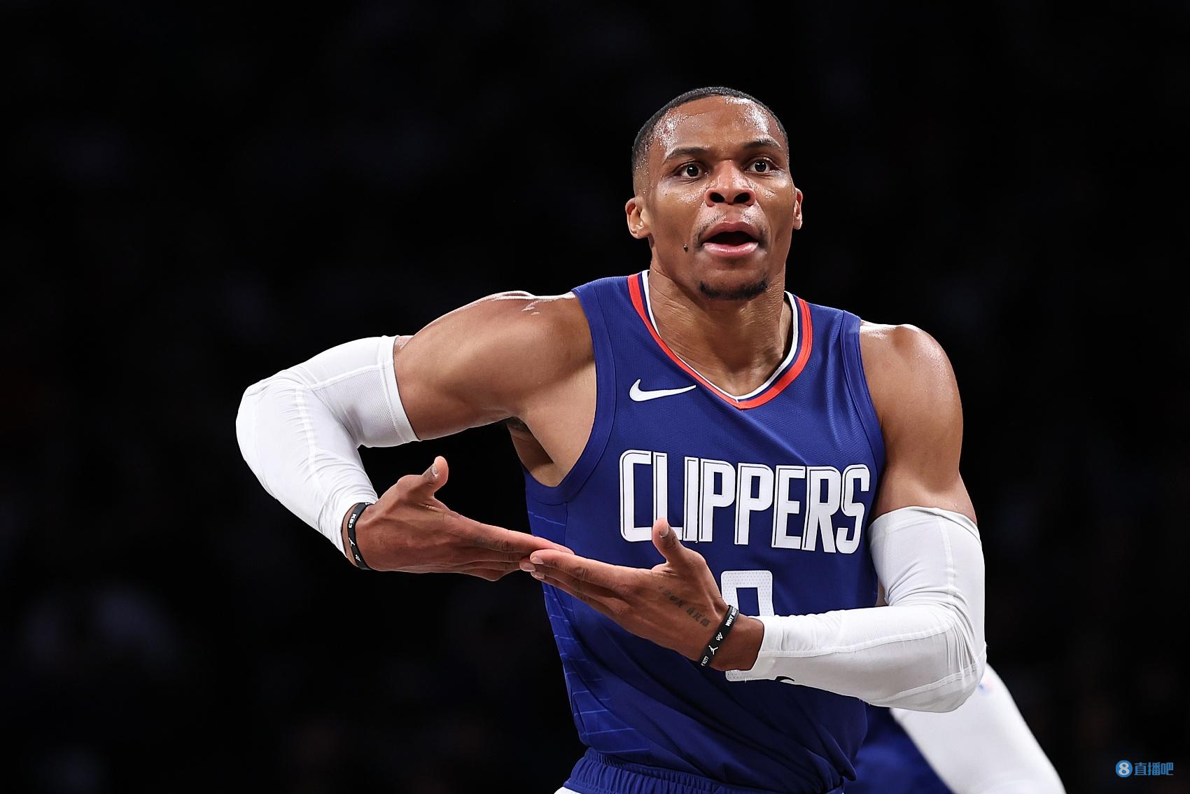 威少谈牺牲:我愿为队友挡子弹&承受任何压力 我真的不在乎