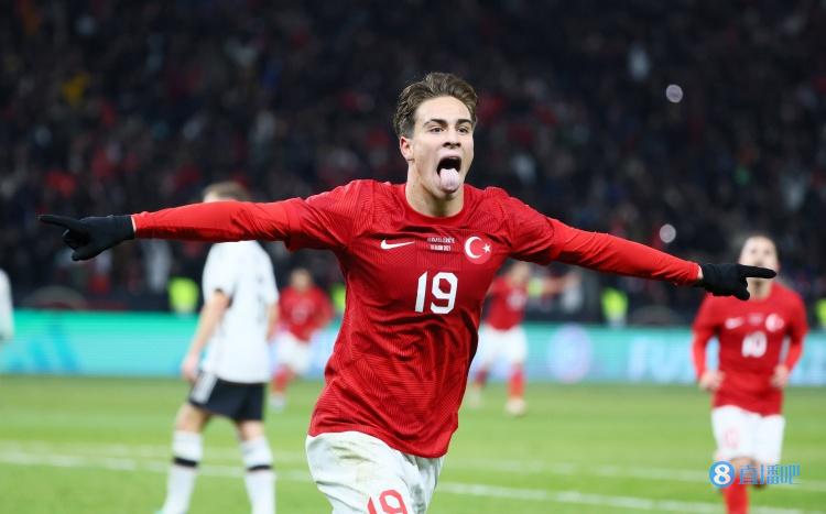 土耳其U19教练:伊尔迪兹的脚下控球技术比C罗还好