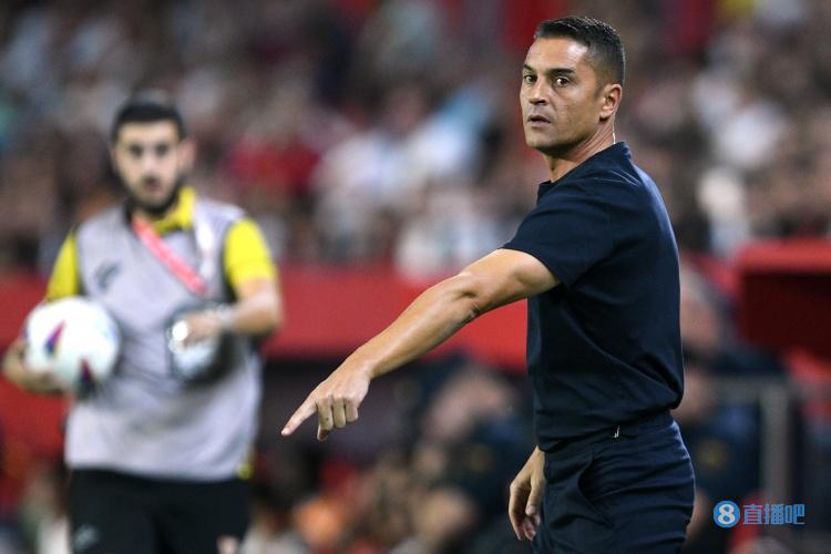 近6轮1平5负,巴列卡诺官方:主帅弗郎西斯科-罗德里格斯下课