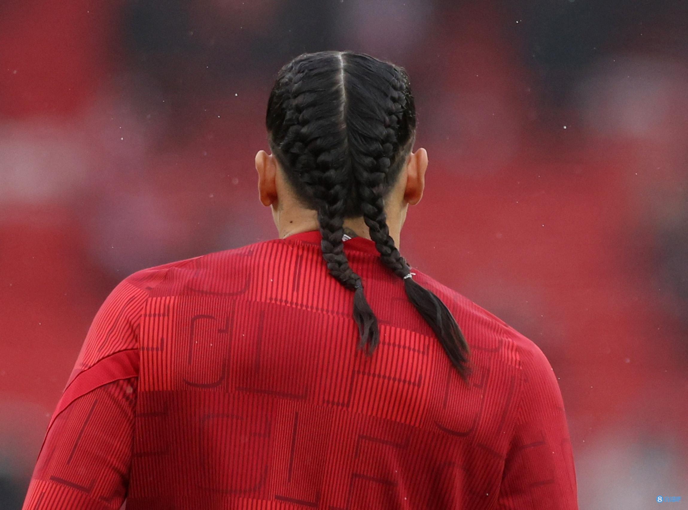 努涅斯英超10次中框用42场，仅次苏亚雷斯是有统计以来第二快