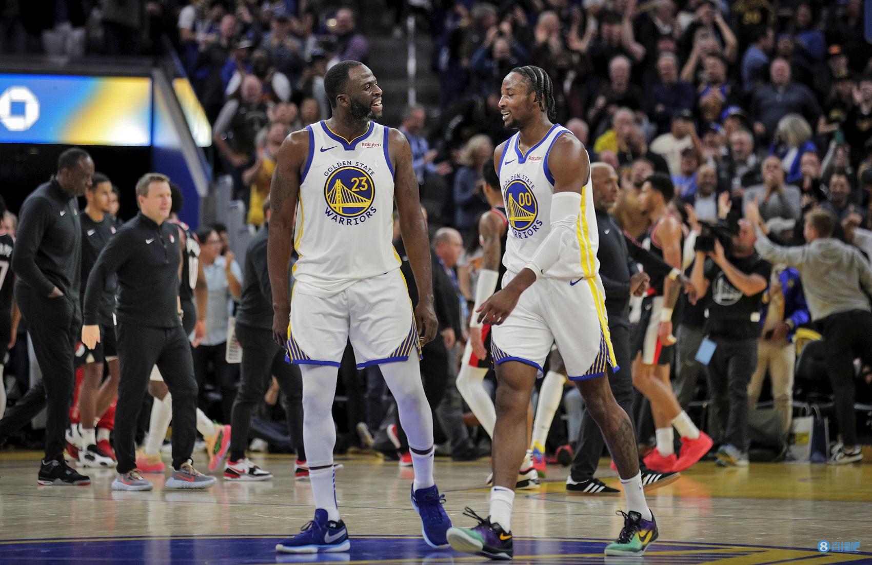                     </p>
                </div>
                <div class=