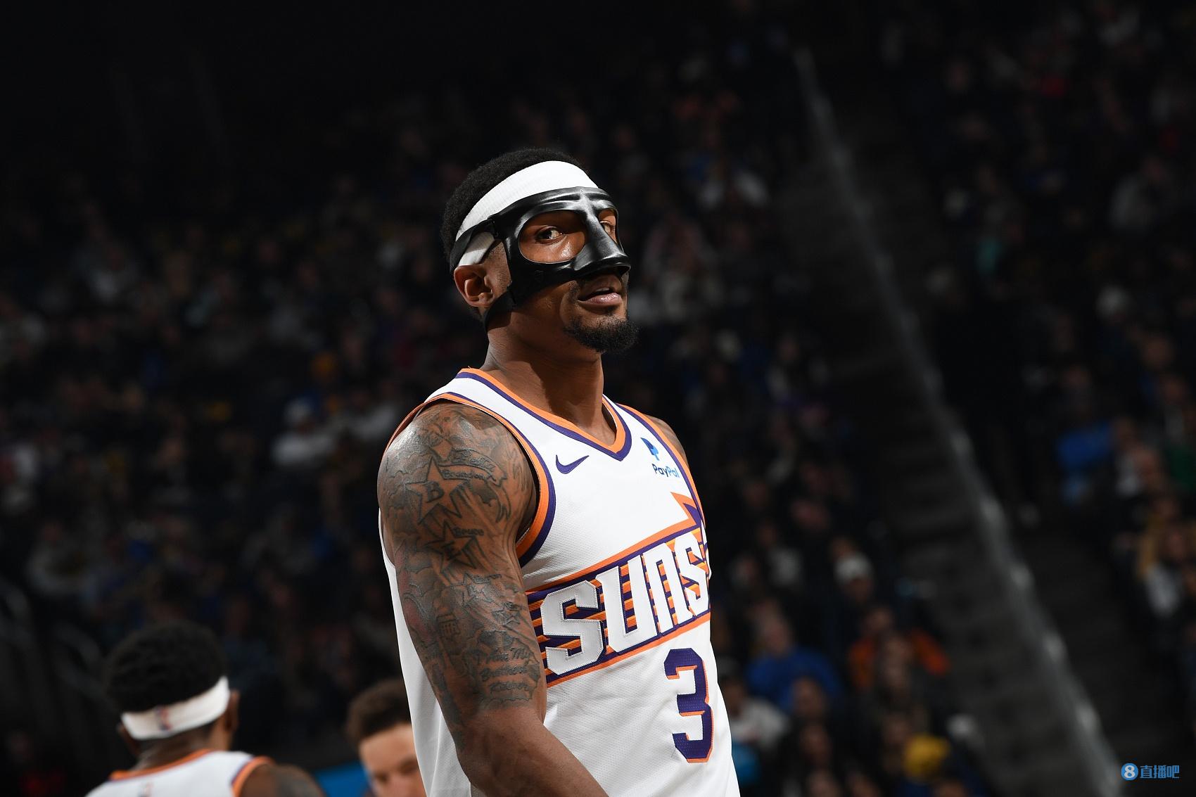 太阳记者:比尔告诉我他可能需要戴好几周面具