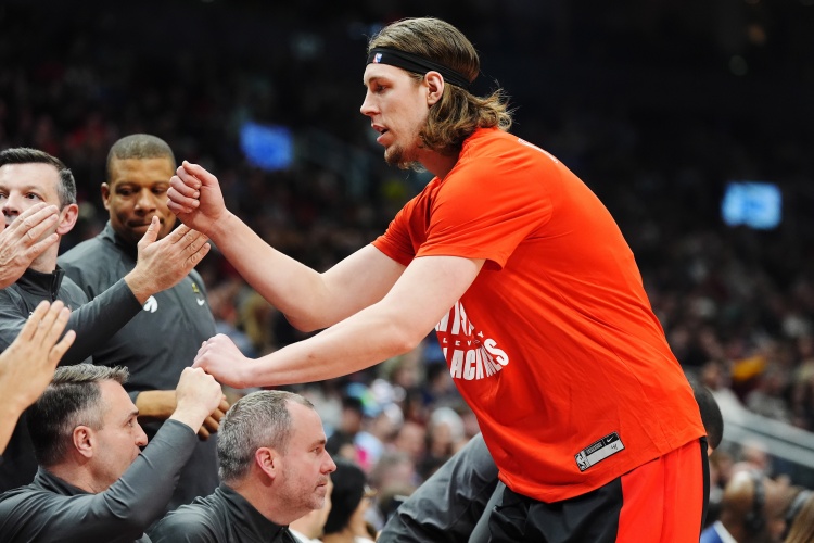 奥利尼克提前续约合同细节：第一年1280万 第二年1345万