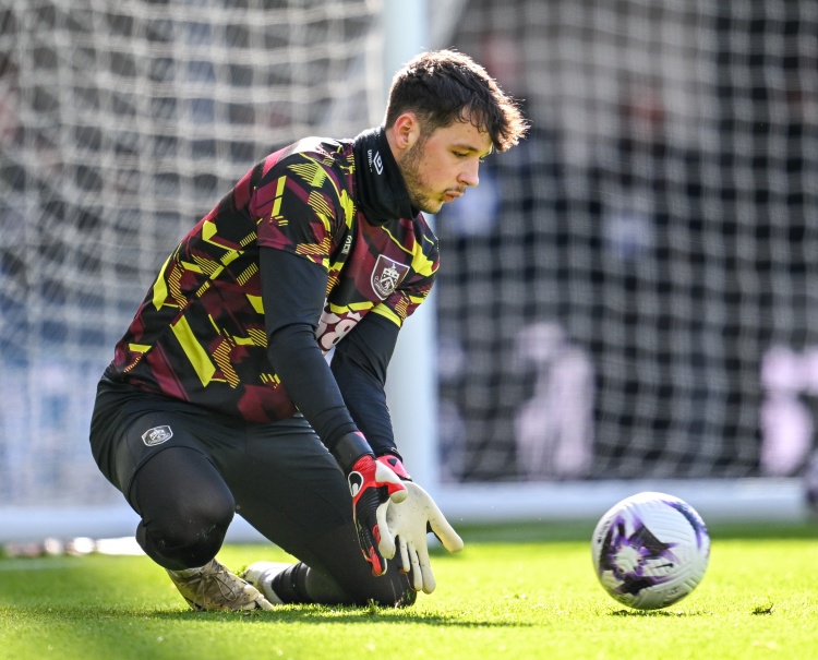 邮报:纽卡有意英格兰国门特拉福德,转会费约2000万英镑