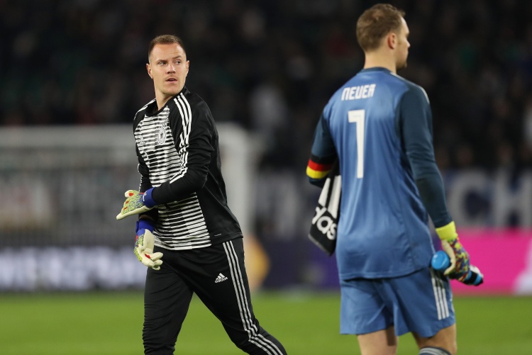 德天空民调:59%球迷支持特狮德国队首发,39%支持诺伊尔