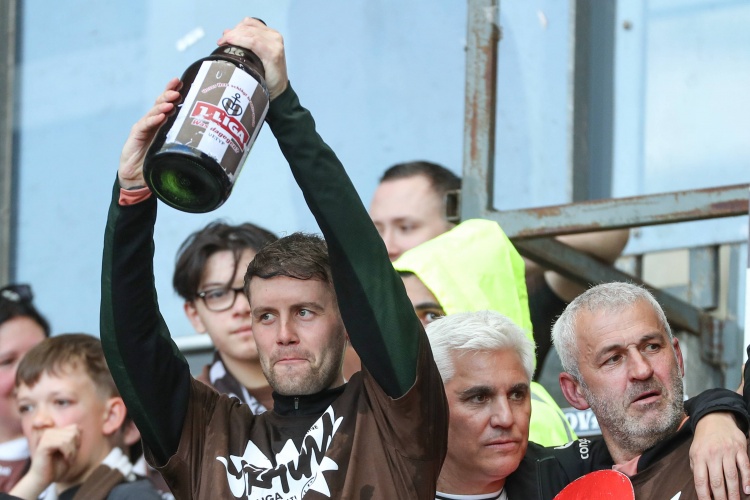 德天空:31岁少帅赫尔泽勒即将出任布莱顿主帅,签约至2027年