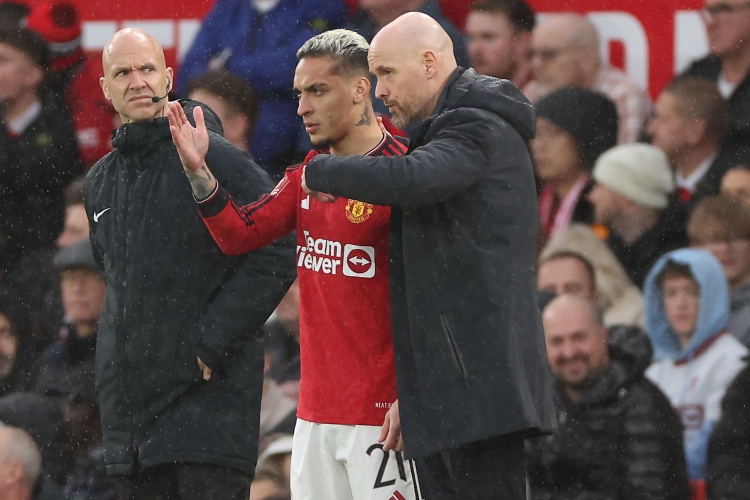 安东尼:滕哈赫是一位非常优秀的教练,他知道他可以依靠我