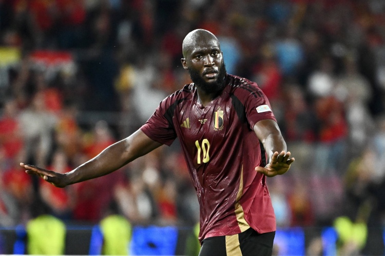 迪马:卢卡库和经纪人面谈未来,希望回意甲并优先考虑那不勒斯