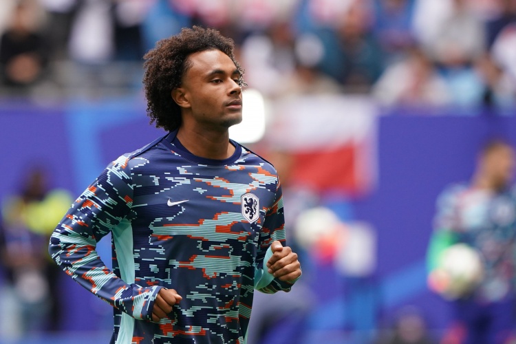 意媒:齐尔克泽的经纪人出现在米兰城,米兰尚未放弃这笔交易