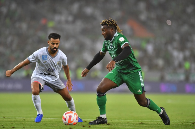 费内巴切官方:与吉达国民基本达租借协议,圣马克西曼将今日体检