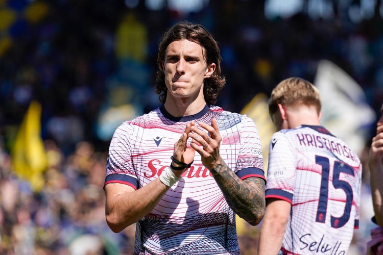 迪马:阿森纳和博洛尼亚对合同进行最后审核,卡拉菲奥里即将转会