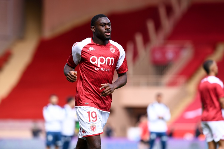 迪马:摩纳哥降低福法纳要价只需1800万欧,米兰报价1200万+奖金